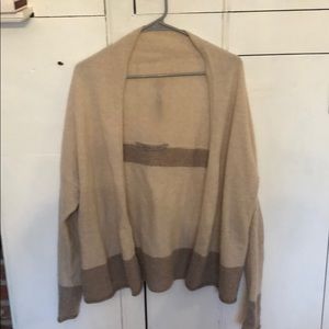 Cashmere sweater wrap from athlete